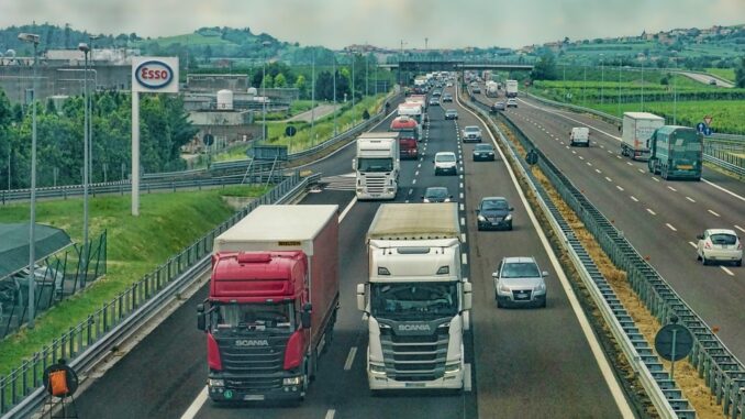 highway-3392100_960_720