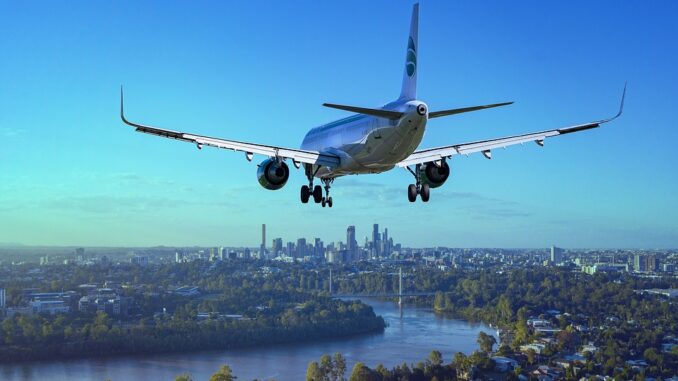 aircraft-3702676_960_720