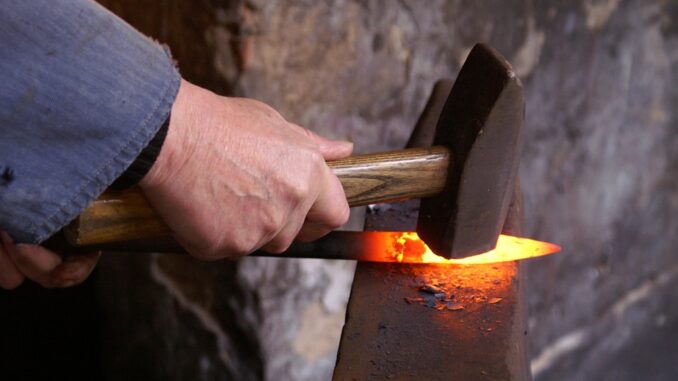forge-550622_960_720