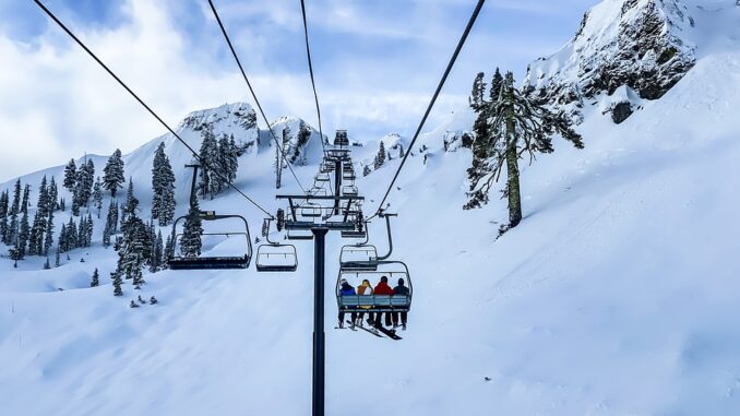 skiing-4835024_960_720