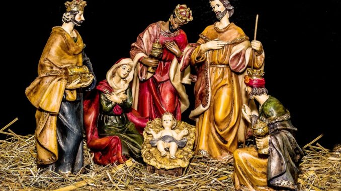 christmas-crib-figures-1905869_960_720