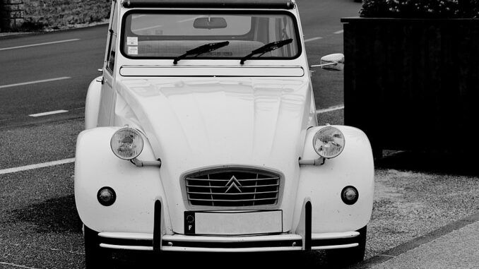 car-1679741_960_720