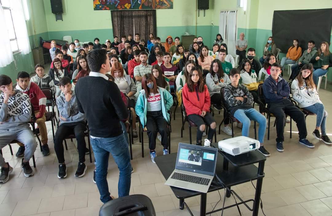 Comenzó El Ciclo Sobre Minería Con Perspectivas De Género - En Provincia