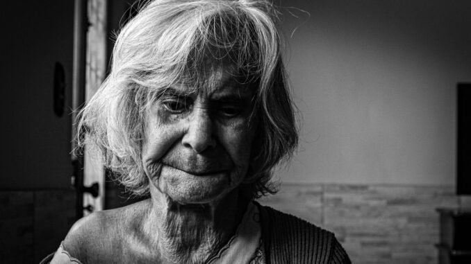 Mujer anciana