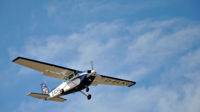 Avión
