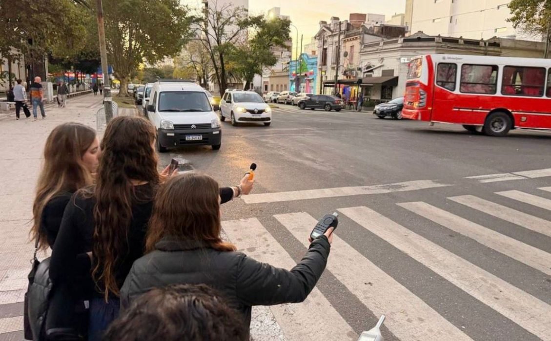 Detectan niveles de ruido de hasta 97 decibeles en Plaza Malvinas de La ...
